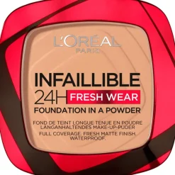 L'Oréal Paris Infaillible 24H Fresh Wear Foundation in a Powder