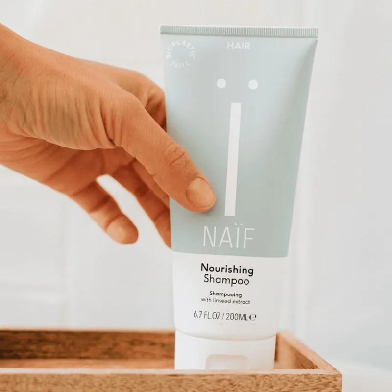 Naïf Verzorgende Shampoo 200 ML
