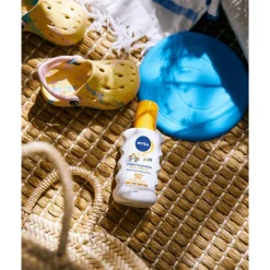NIVEA SUN Kids Zonnebrand Protect & Sensitive Zonnespray SPF50+ 200 ML