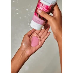 Therme Mystic Rose Shower Scrub 200 ML